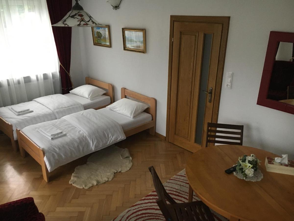 Dom W Centrum Miasta Zamość Exteriör bild
